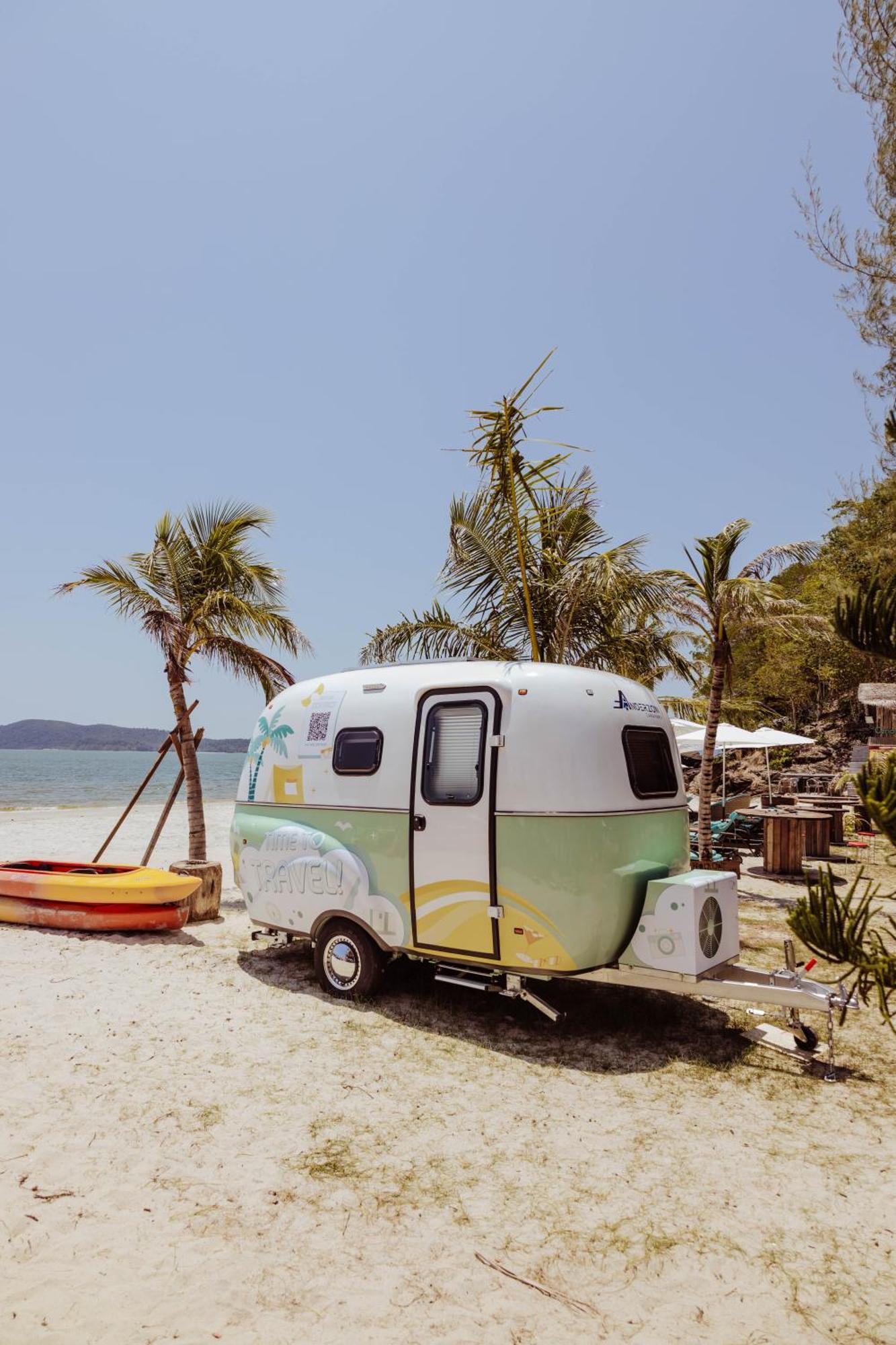 Langkawi Pantai Cenang - Private Beach Glamping Experience المظهر الخارجي الصورة