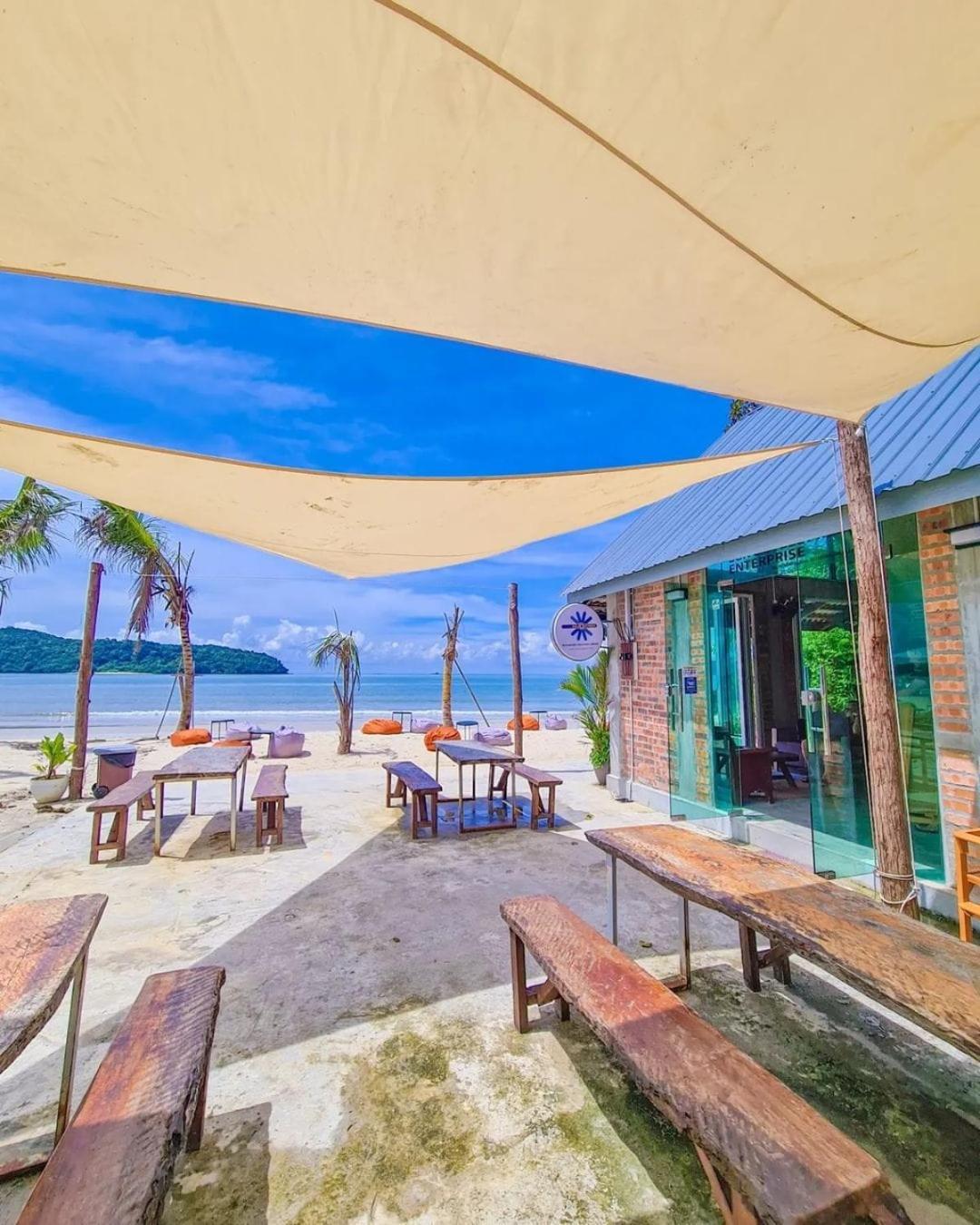Langkawi Pantai Cenang - Private Beach Glamping Experience المظهر الخارجي الصورة